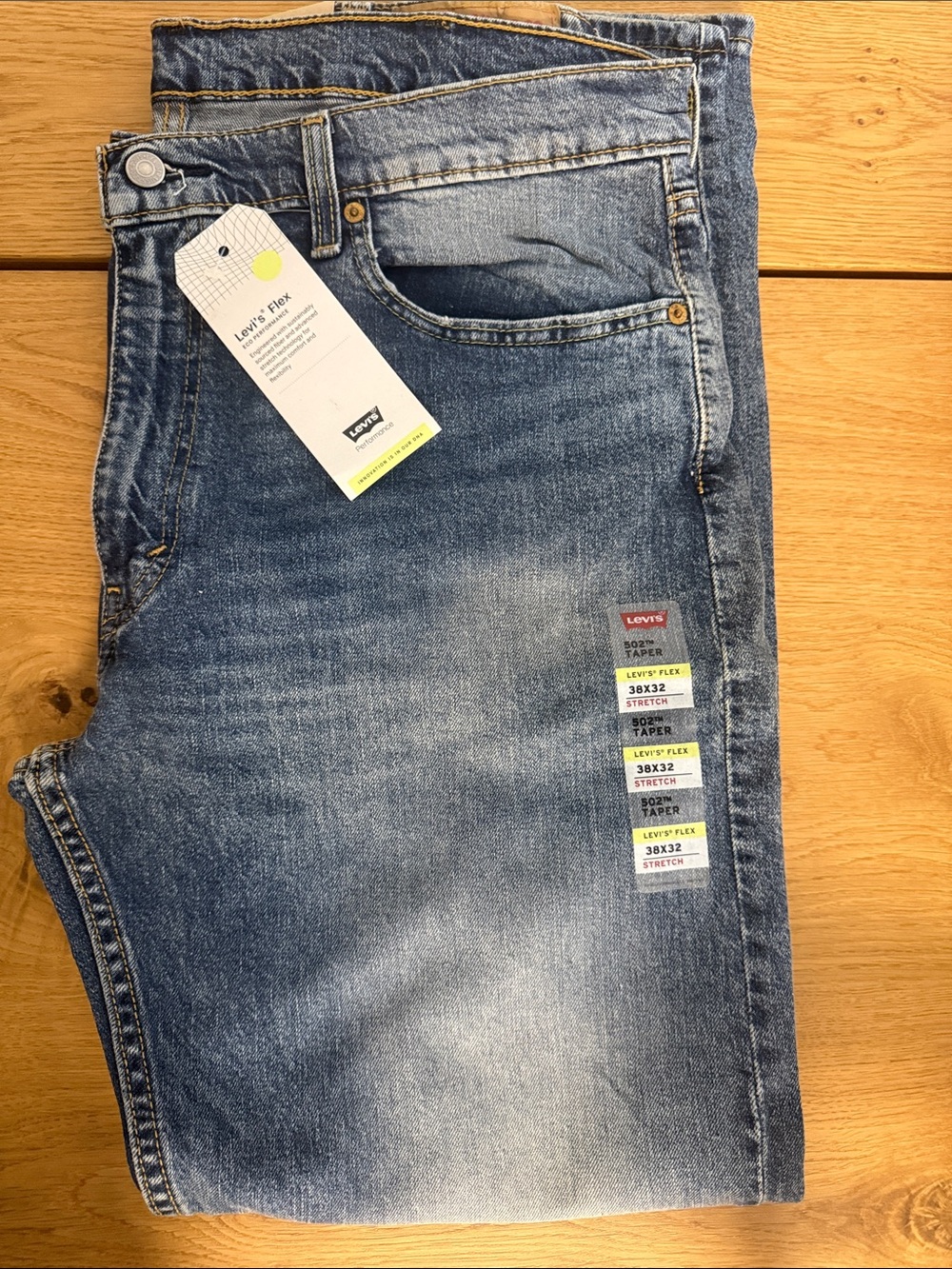 Levi's Men's Light Blue Slim Straight Jeans